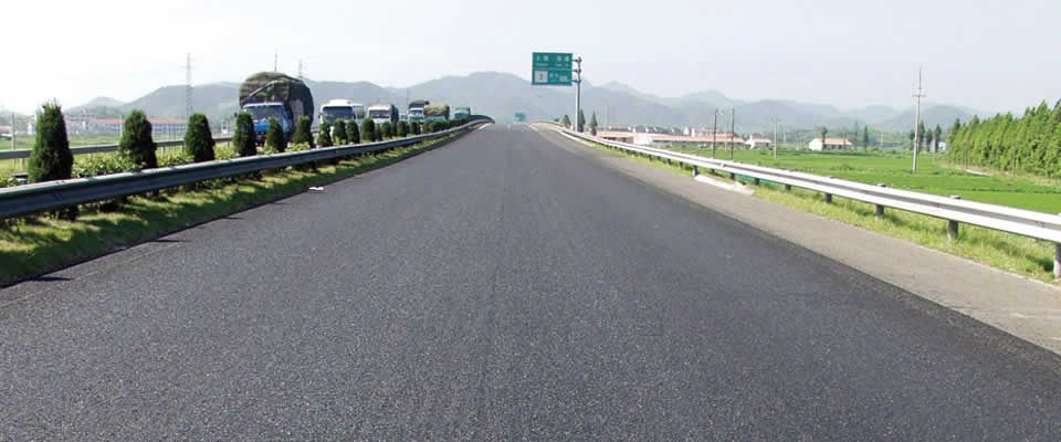 Slurry Paver for Pavement Overlay Micro-Surfacing Treatment