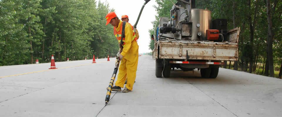 Asphalt Crack Sealing Machine for Pavement Repairing