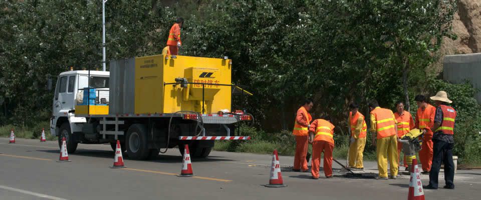 Pothole Patch Truck for Road Repair