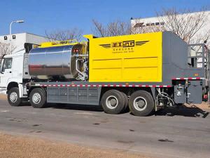  HGY5318TFC Chip Spreader with Asphalt Binder (For Chip Seal Surface Treatment) 