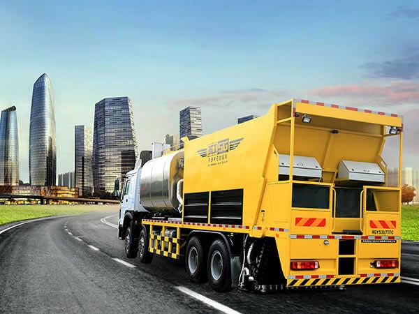  HGY5317TFC Chip Spreader with Asphalt Binder (For Chip Seal Surface Treatment) 